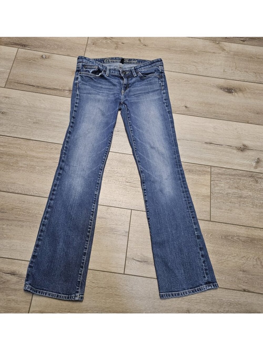 Gap 1969 Women's Low Rise Premium Boot Cut Jeans - Size 8/29